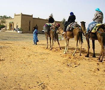 Les Pyramides Hotel Merzouga Buitenkant foto