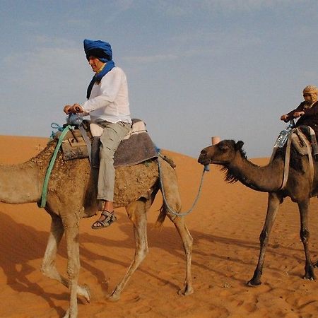 Les Pyramides Hotel Merzouga Buitenkant foto