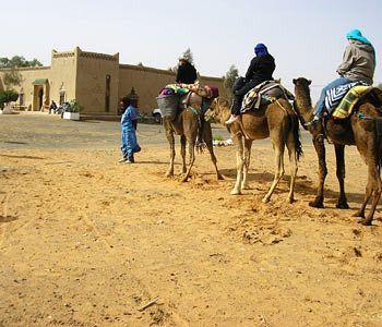 Les Pyramides Hotel Merzouga Buitenkant foto