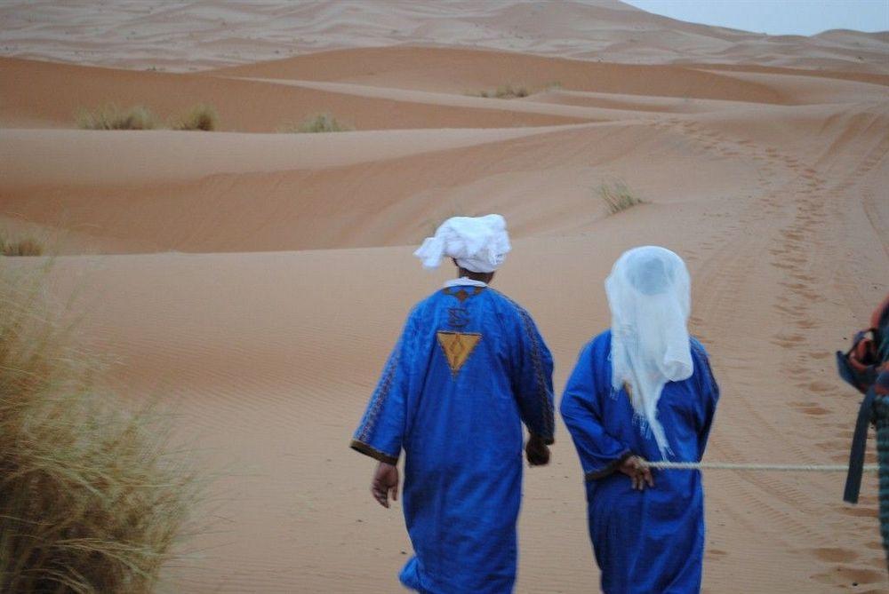 Les Pyramides Hotel Merzouga Buitenkant foto
