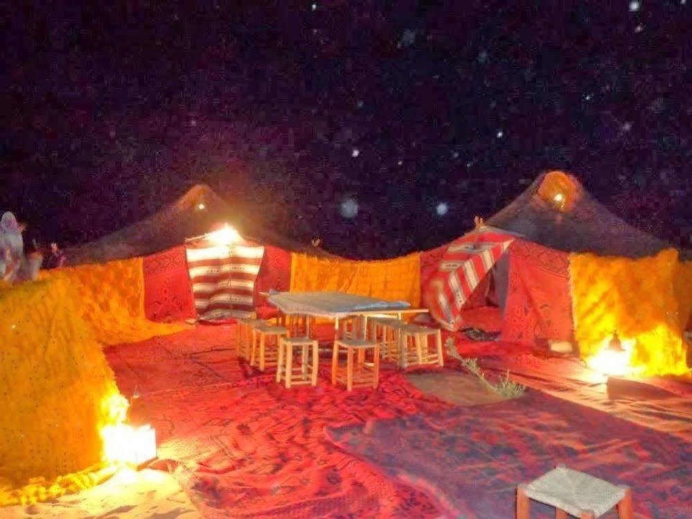 Les Pyramides Hotel Merzouga Buitenkant foto