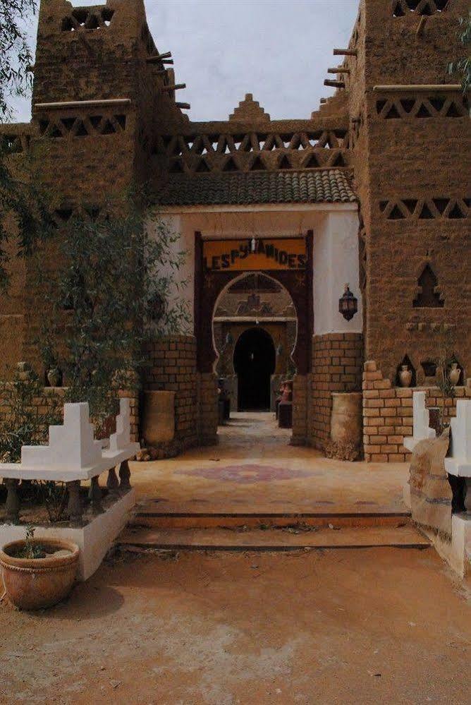 Les Pyramides Hotel Merzouga Buitenkant foto